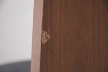 中古　希少な廃番品　アルモニア(Armonia)　ウォールナット材　すっきりとしたデザインのモダンなダイニングチェア4脚セット(椅子、イス、バラ売り可能)(R-083356)