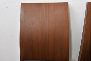 中古　希少な廃番品　アルモニア(Armonia)　ウォールナット材　すっきりとしたデザインのモダンなダイニングチェア4脚セット(椅子、イス、バラ売り可能)(R-083356)