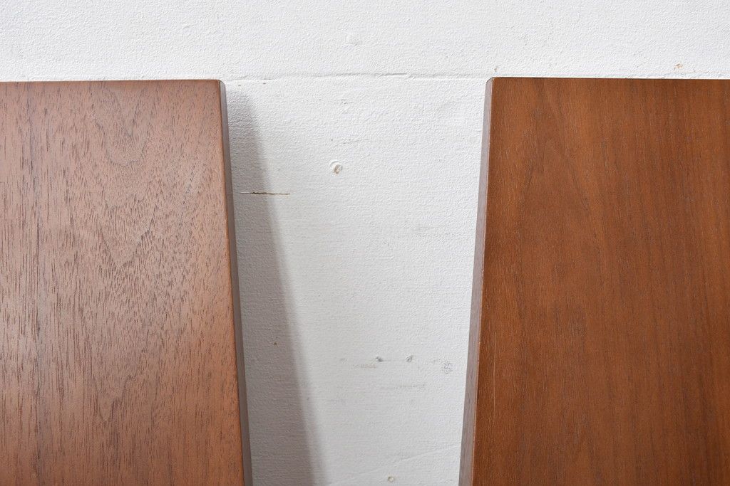 中古　希少な廃番品　アルモニア(Armonia)　ウォールナット材　すっきりとしたデザインのモダンなダイニングチェア4脚セット(椅子、イス、バラ売り可能)(R-083356)