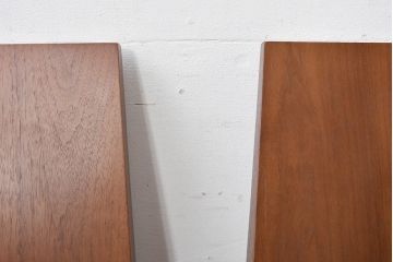 中古　希少な廃番品　アルモニア(Armonia)　ウォールナット材　すっきりとしたデザインのモダンなダイニングチェア4脚セット(椅子、イス、バラ売り可能)(R-083356)