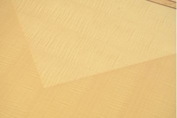 中古　超美品　展示品　IDC大塚家具取り扱い　松創(MATSUSO・マツソウ)　ホワイトシカモア　滑らかで柔らかな白い木肌と浮かび上がる繊細な模様に目を惹かれるローテーブル(センターテーブル、リビングテーブル)(定価約70万円)(R-083358)