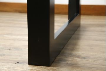中古　ARMONIA(アルモニア)　ウォールナット天板の上質な風合いと直線的で洗練されたモダンデザインが魅力のエクステンションテーブル(エクステンションダイニングテーブル、伸長式テーブル、拡張式テーブル、食卓、4人掛け、6人掛け、4人用、6人用)(R-083363)