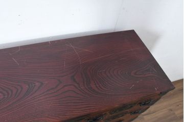 中古　岩谷堂箪笥　動きのある杢目と存在感のある金具が魅力的な衣装箪笥(収納タンス、和箪笥、整理箪笥、引き出し)(R-083365)