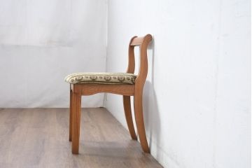 中古　横浜ダニエル(daniel)　優雅な佇まいのチェア1脚(ダイニングチェア、椅子、イス、アームレスチェア)(R-083366)