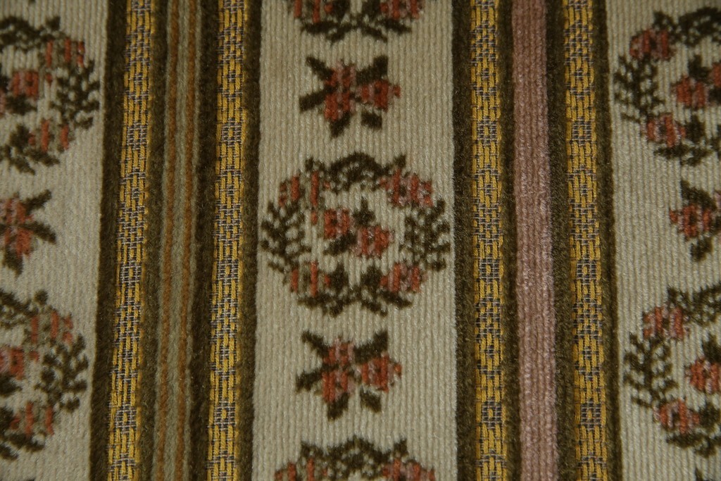 中古　横浜ダニエル(daniel)　優雅な佇まいのチェア1脚　(R-083366)