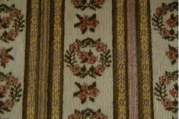 中古　横浜ダニエル(daniel)　優雅な佇まいのチェア1脚　(R-083366)