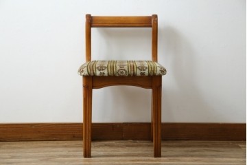 中古　横浜ダニエル(daniel)　優雅な佇まいのチェア1脚　(R-083366)