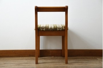 中古　横浜ダニエル(daniel)　優雅な佇まいのチェア1脚　(R-083366)