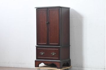アメリカビンテージ　The Bombay Company(ボンベイ社)　インテリア性の高いフォルムの縦型ジュエリーケース(コレクションケース、ジュエリーケース、サイドキャビネット、収納棚、ヴィンテージ)(R-083367)