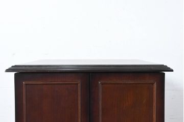 アメリカビンテージ　The Bombay Company(ボンベイ社)　インテリア性の高いフォルムの縦型ジュエリーケース(コレクションケース、ジュエリーケース、サイドキャビネット、収納棚、ヴィンテージ)(R-083367)