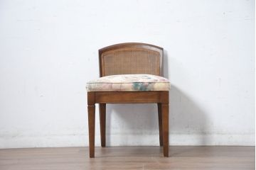中古　maruni(マルニ木工)　品のある佇まいが魅力的なチェア1脚(ダイニングチェア、椅子、イス、アームレスチェア)(R-083368)