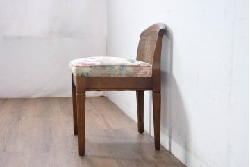 中古　maruni(マルニ木工)　品のある佇まいが魅力的なチェア1脚(ダイニングチェア、椅子、イス、アームレスチェア)(R-083368)
