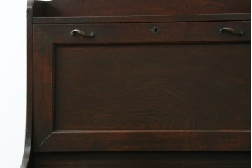 和製アンティーク　ロータイプ　歴史を感じる風合いを大切にしながらも現代のライフスタイルにも活用できる古い栓材のライティングビューロー　(R-083369)