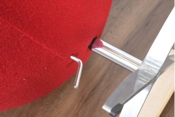 ビンテージ　リプロダクト品　アルネ・ヤコブセン　圧倒的な存在感!!インテリアのアクセントになるエッグチェア(Egg Chair、アームチェア、パーソナルチェア、椅子、イス、ヴィンテージ)(R-083392)