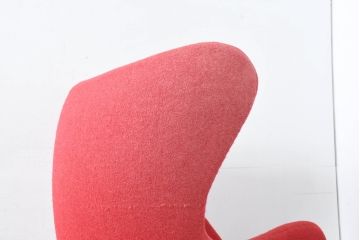 ビンテージ　リプロダクト品　アルネ・ヤコブセン　圧倒的な存在感!!インテリアのアクセントになるエッグチェア(Egg Chair、アームチェア、パーソナルチェア、椅子、イス、ヴィンテージ)(R-083392)