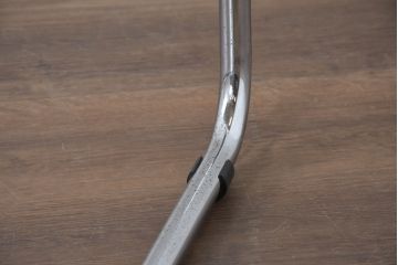 中古　美品　高級リプロダクト品　スティールライン(steelline)社製　マルト・スタムデザイン　S33　モダンで無駄のないフォルムが魅力のカンティレバーチェア4脚セット(本革チェア、ダイニングチェア、アームレスチェア、椅子、イス、バラ売り可能)(定価4脚で約42万円)(R-083393)