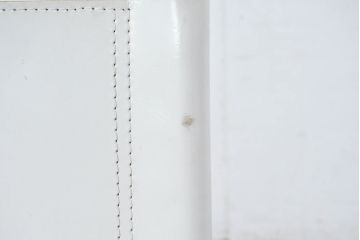 中古　美品　高級リプロダクト品　スティールライン(steelline)社製　マルト・スタムデザイン　S33　モダンで無駄のないフォルムが魅力のカンティレバーチェア4脚セット(本革チェア、ダイニングチェア、アームレスチェア、椅子、イス、バラ売り可能)(定価4脚で約42万円)(R-083393)