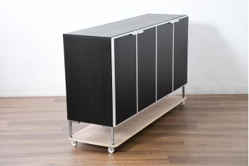 中古　美品!!　展示品　松永家具(MATSUNAGA )　人気シリーズ　ピアット(piatto)　スタイリッシュで洗練された雰囲気を演出するブラックカラーのローキャビネット(サイドボード、サイドキャビネット、収納棚、戸棚)(定価約17万円)(R-083395)
