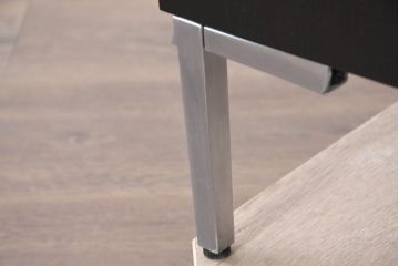中古　美品!!　展示品　松永家具(MATSUNAGA )　人気シリーズ　ピアット(piatto)　スタイリッシュで洗練された雰囲気を演出するブラックカラーのローキャビネット(サイドボード、サイドキャビネット、収納棚、戸棚)(定価約17万円)(R-083395)