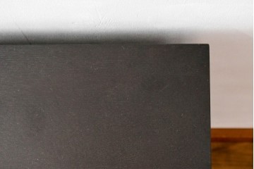 中古　美品!!　展示品　松永家具(MATSUNAGA )　人気シリーズ　ピアット(piatto)　スタイリッシュで洗練された雰囲気を演出するブラックカラーのローキャビネット(サイドボード、サイドキャビネット、収納棚、戸棚)(定価約17万円)(R-083395)