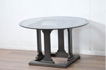 中古　希少品!!　クラシカルモダンデザイン　スモークガラストップ越しに映える美しい構造のコーヒーテーブル(ラウドテーブル、ガラステーブル、カクテルテーブル、リビングテーブル)(定価約20万円)(R-083397)