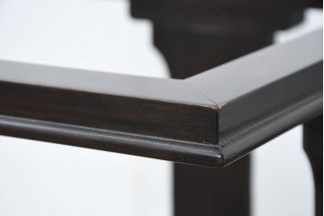 中古　希少品!!　クラシカルモダンデザイン　スモークガラストップ越しに映える美しい構造のコーヒーテーブル(ラウドテーブル、ガラステーブル、カクテルテーブル、リビングテーブル)(定価約20万円)(R-083397)