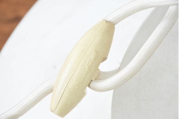 中古　美品　YAMAGIWA(ヤマギワ)　Louis Poulsen(ルイスポールセン)風　洗練されたフォルムが目を引くペンダントライト(天井照明、吊り下げ照明)(R-083404)