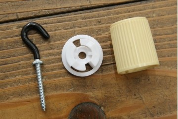 中古　美品　YAMAGIWA(ヤマギワ)　Louis Poulsen(ルイスポールセン)風　洗練されたフォルムが目を引くペンダントライト(天井照明、吊り下げ照明)(R-083404)