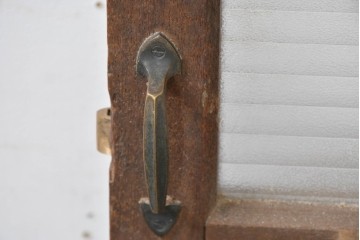ヴィンテージ建具　昭和中期　デザインガラス入りのレトロなガラス扉1枚　(R-083405)