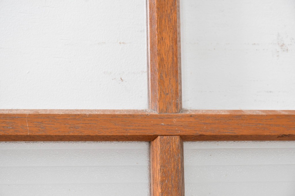 ヴィンテージ建具　昭和中期　デザインガラス入りのレトロなガラス扉1枚　(R-083405)