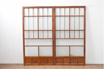 ヴィンテージ建具　昭和中期　和の雰囲気を引き立てるガラス戸2枚セット　(R-083406)