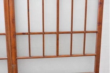 ヴィンテージ建具　昭和中期　和の雰囲気を引き立てるガラス戸2枚セット　(R-083406)