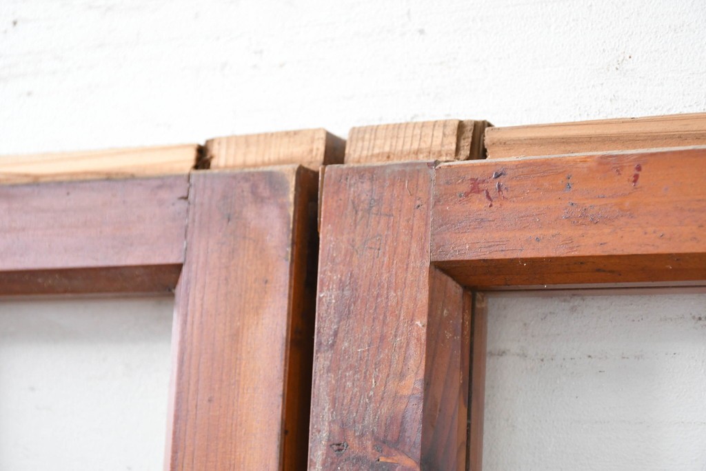 ヴィンテージ建具　昭和中期　和の雰囲気を引き立てるガラス戸2枚セット　(R-083406)