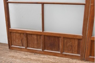 ヴィンテージ建具　昭和中期　和の雰囲気を引き立てるガラス戸2枚セット　(R-083406)