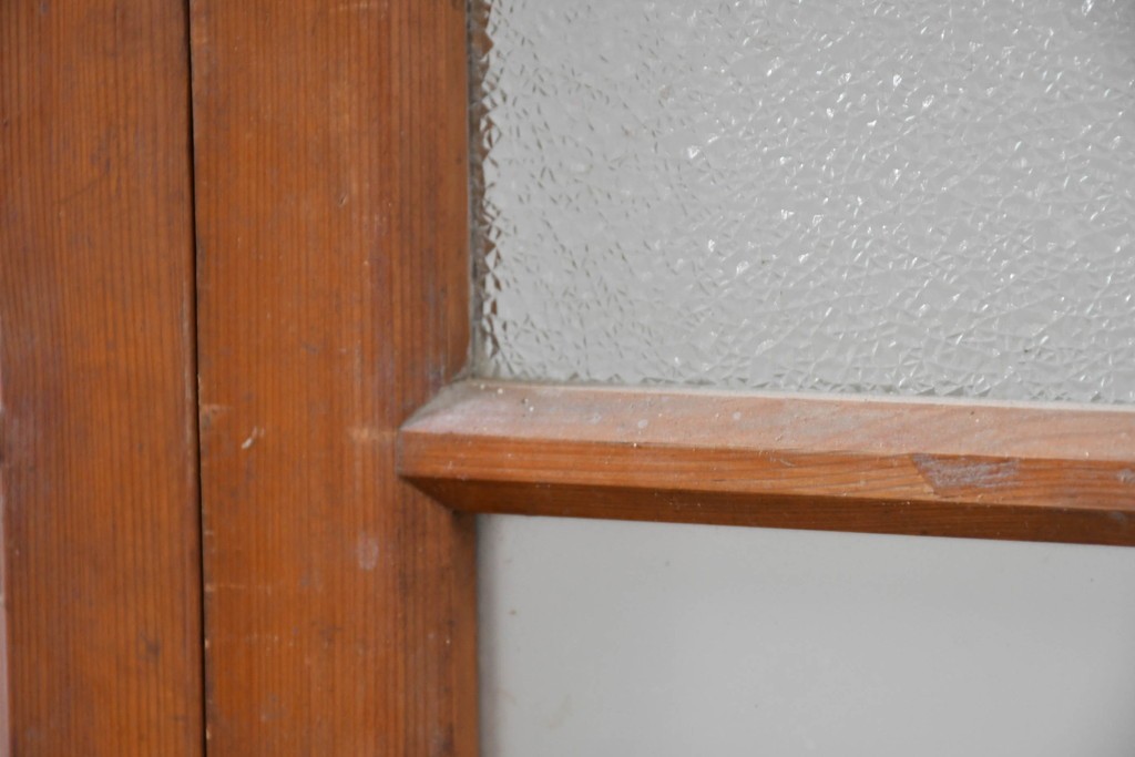 ヴィンテージ建具　昭和中期　素朴な格子デザインのガラス戸4枚セット　(R-083408)