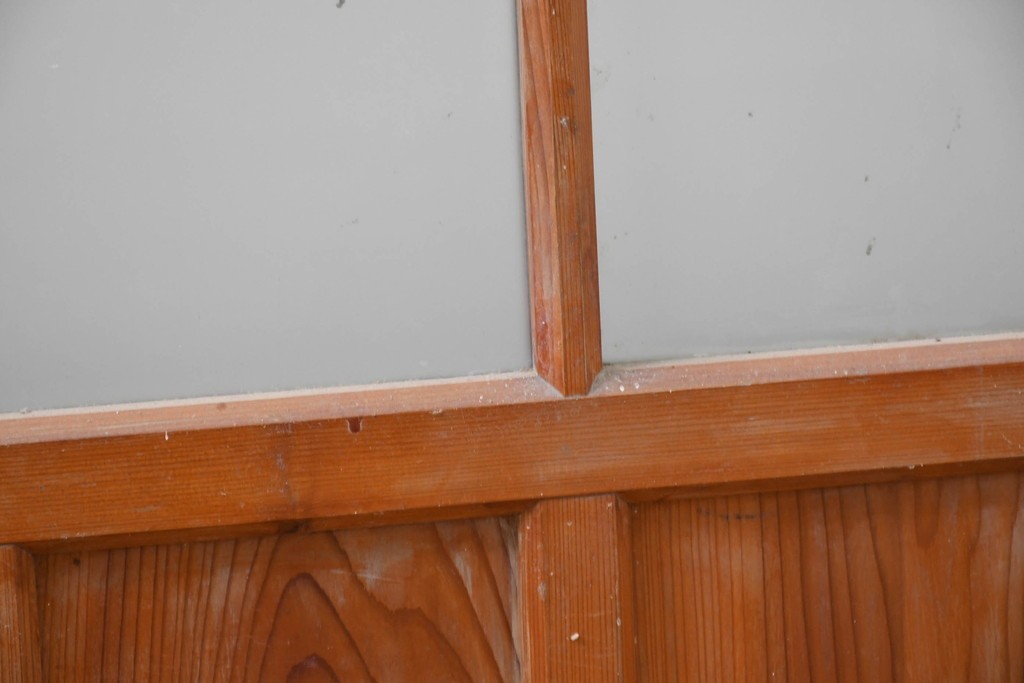 ヴィンテージ建具　昭和中期　素朴な格子デザインのガラス戸4枚セット　(R-083408)