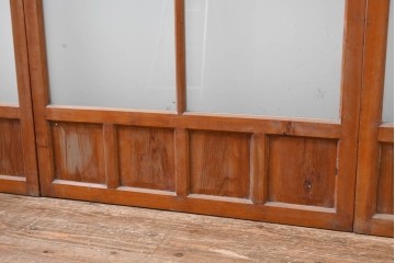 ヴィンテージ建具　昭和中期　素朴な格子デザインのガラス戸4枚セット　(R-083408)