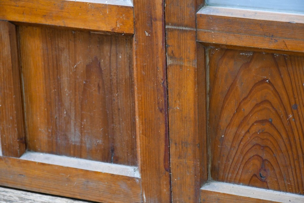 ヴィンテージ建具　昭和中期　素朴な格子デザインのガラス戸4枚セット　(R-083408)