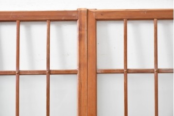 ヴィンテージ建具　昭和中期　ひし形を描く格子意匠のガラス戸4枚セット　(R-083409)