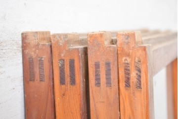 ヴィンテージ建具　昭和中期　ひし形を描く格子意匠のガラス戸4枚セット　(R-083409)