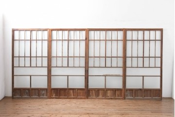 ヴィンテージ建具　昭和中期　ひし形を描く格子意匠のガラス戸4枚セット　(R-083411)