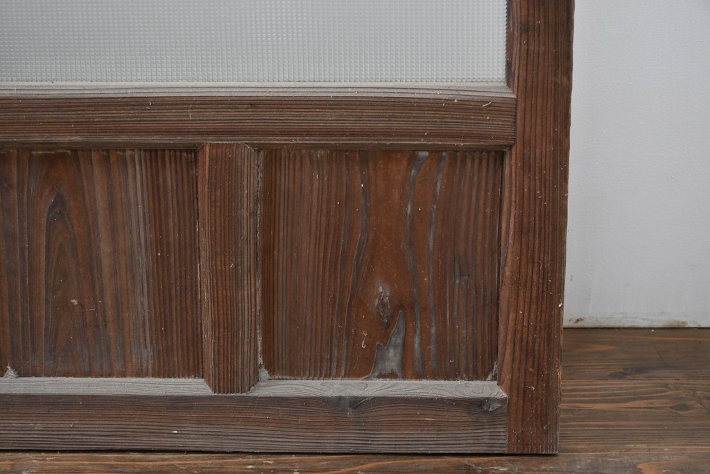 ヴィンテージ建具　昭和中期　ひし形を描く格子意匠のガラス戸4枚セット　(R-083411)