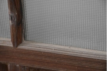ヴィンテージ建具　昭和中期　ひし形を描く格子意匠のガラス戸4枚セット　(R-083411)