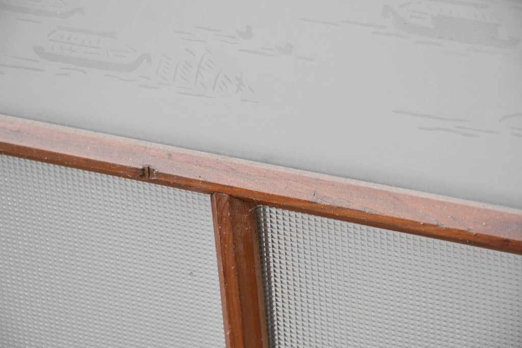 ヴィンテージ建具　昭和中期　ひし形を描く格子意匠のガラス戸4枚セット　(R-083411)