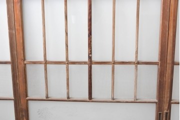 ヴィンテージ建具　昭和中期　ひし形を描く格子意匠のガラス戸4枚セット　(R-083411)
