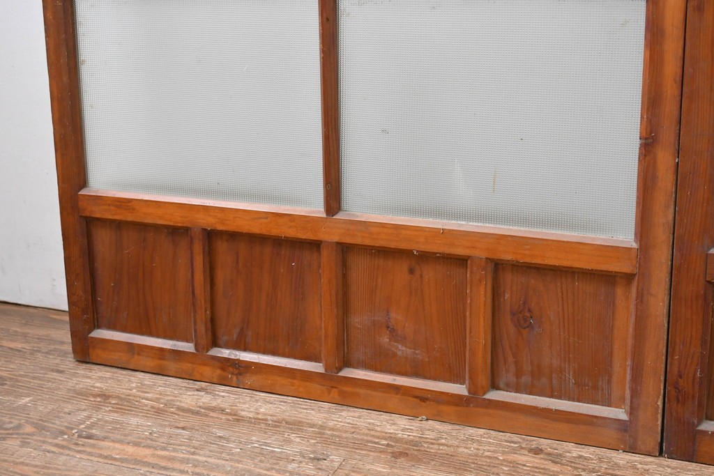 ヴィンテージ建具　昭和中期　和の雰囲気を引き立てるガラス戸2枚セット　(R-083412)