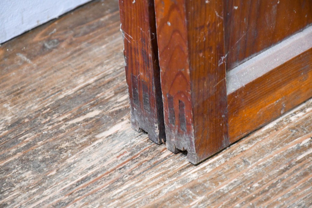 ヴィンテージ建具　昭和中期　和の雰囲気を引き立てるガラス戸2枚セット　(R-083412)