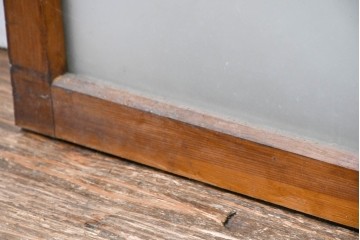アンティーク建具　昭和初期　素朴な佇まいのガラス窓2枚セット　(R-083416)