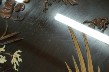 和製ヴィンテージ　超美品　民芸家具　総紫檀(シタン)彫刻　花鳥図と龍の総彫りが高級感たっぷりなガラス天板付き座卓　(R-083418)