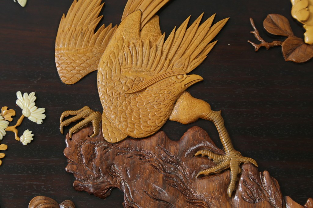 和製ヴィンテージ　超美品　民芸家具　総紫檀(シタン)彫刻　花鳥図と龍の総彫りが高級感たっぷりなガラス天板付き座卓　(R-083418)
